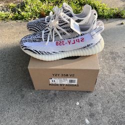 Yeezy 350 V2 Zebra 