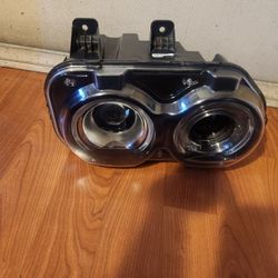 2015,2023 DODGE CHALLENGER LH HEADLIGHT HID