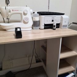 Computer Desk With Lots Of Organizers