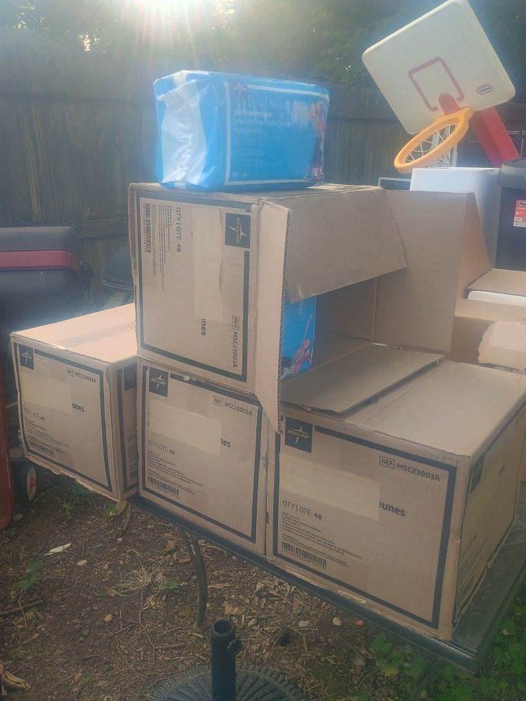New In Box Youth Underwear L/ XL 60 To 125 LBS 48 In A Box We 4 Box New