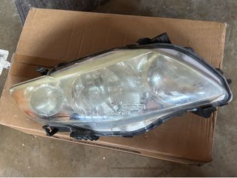 OEM Pair Of Headlights Corolla