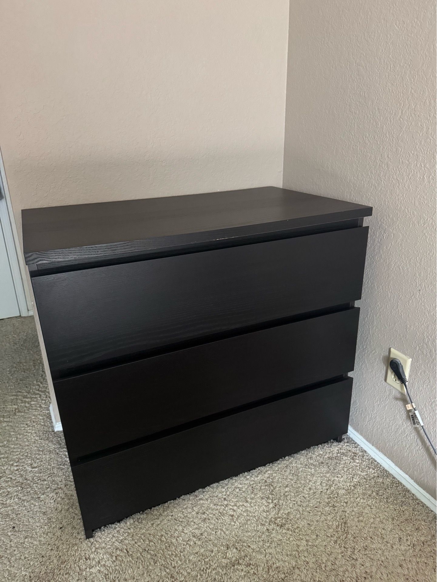 3-drawer dresser