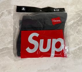 Supreme Socks