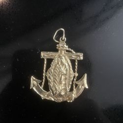 14k pendant