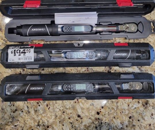 Husky 3/8 in. Drive Electronic Torque Wrench