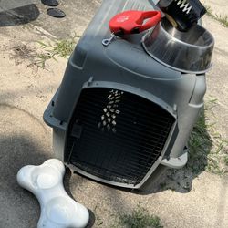 A Large 36 L Dog Carrier, Large Dog Bold, Puppy Bold, Leash & Scooper Picker Upper