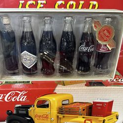 1999 Evolution Of The Coca Cola Contour Bottles