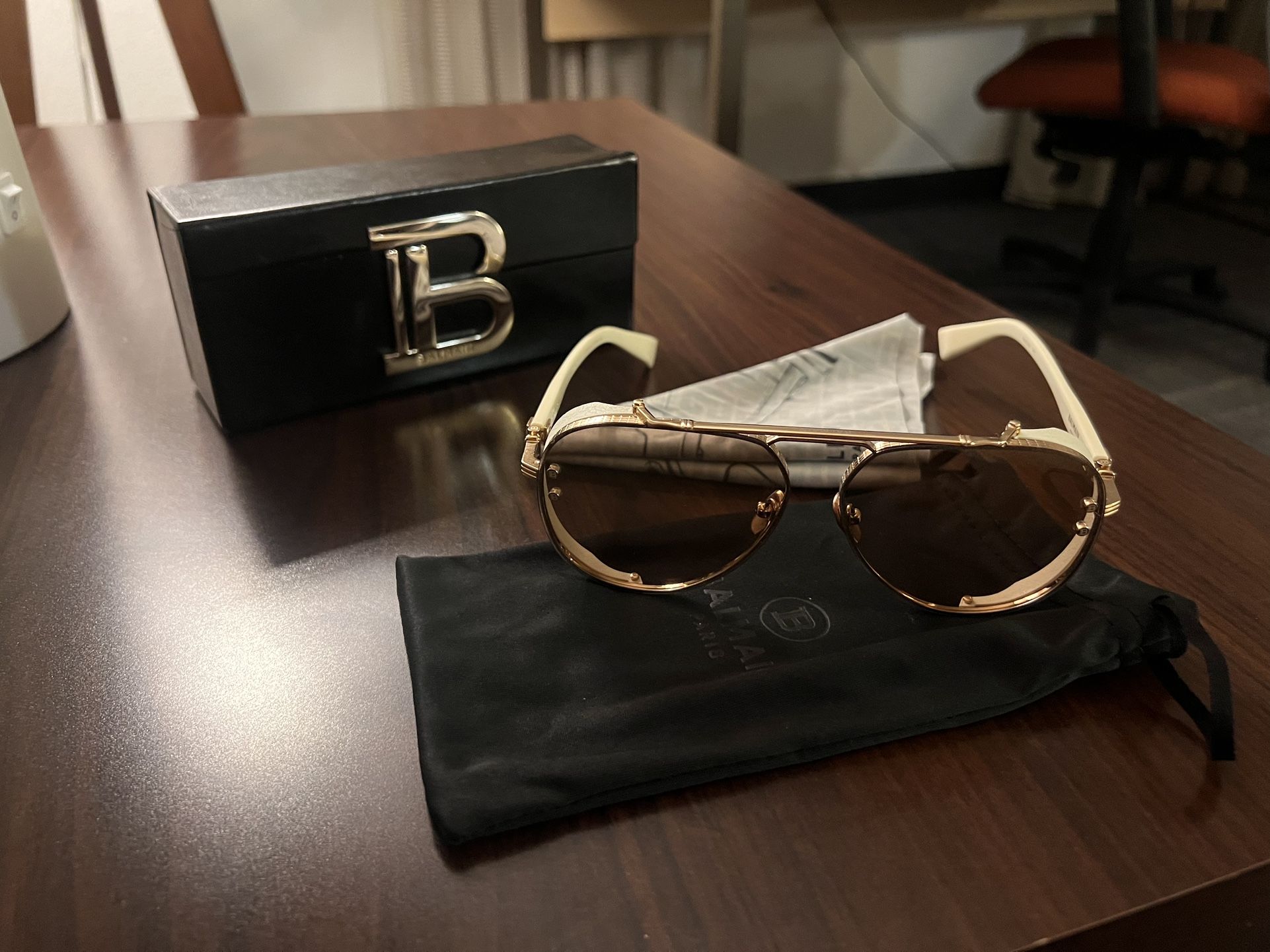 Womens Balmain Sunglasses