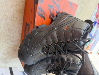 Red wing boots