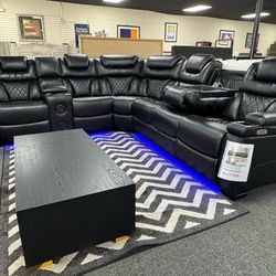 Power Recliner Sectional w/Bluetooth Speaker. 🚚WE DELIVER🚚