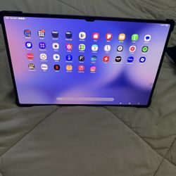 Samsung Tab Ultra S10 14.6” 