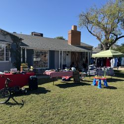 Yard Sale North Of Glendale 10/25
