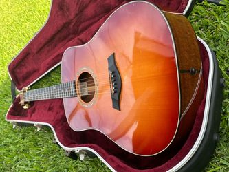 Taylor Acoustic Guitar 510 Sunburst