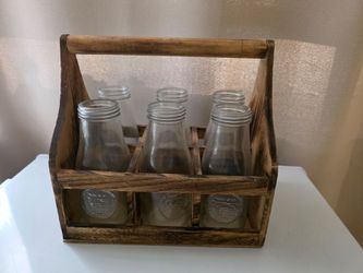 GLASS BOTTLES IN CRATE