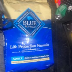 Blue Buffalo Dogfood