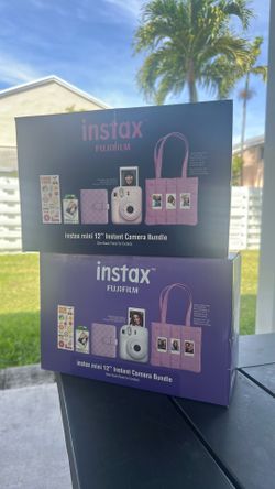 INSTAX FUJIFILM POLAROID INSTANT CAMERA BUNDLE
