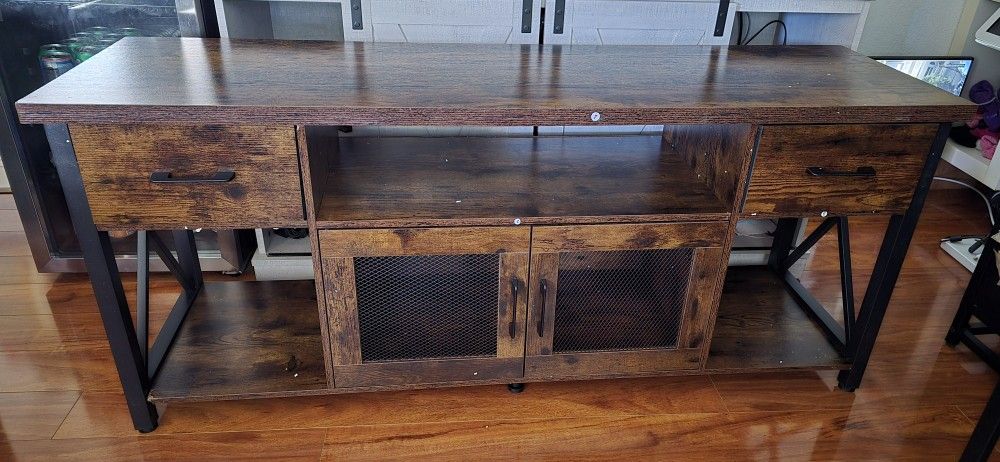 55" Farmhouse TV Stand Entertainment Center; Media Console Table, Fits Tvs up to 65", Rustic Brown