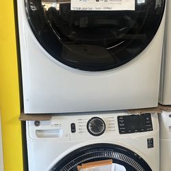 New GE front Load Washer And Gas Dryer 