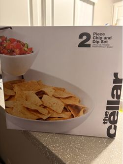 Serving bowl