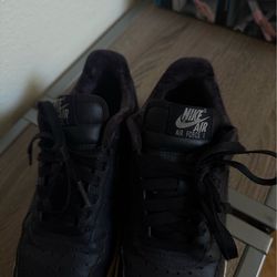 WOMEN NIKE SHOES