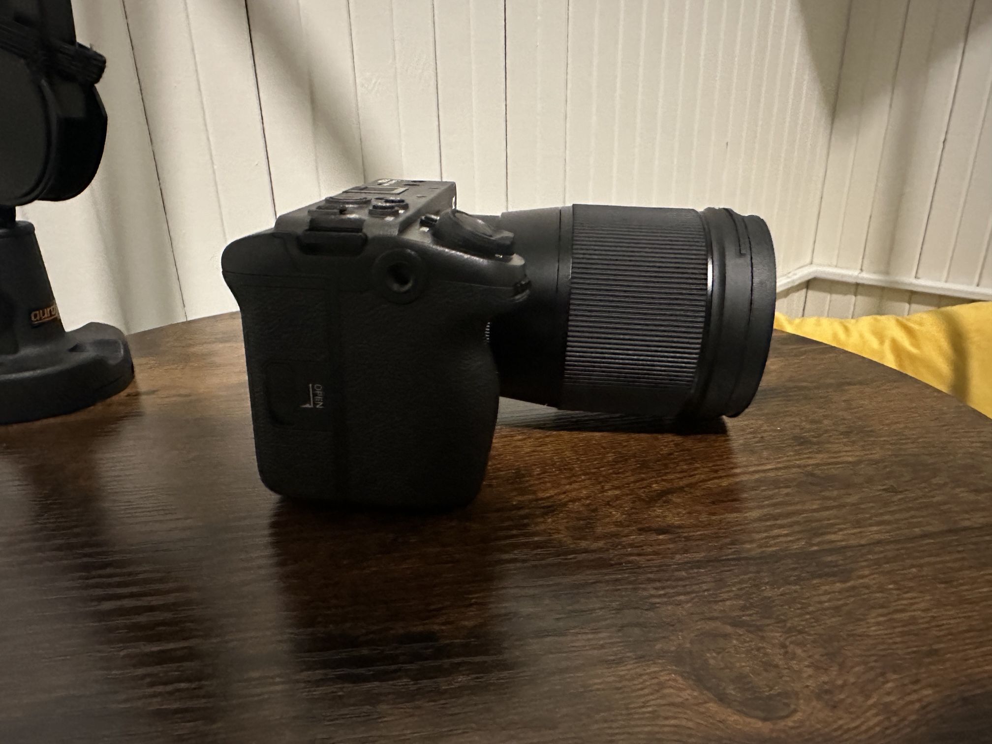 Sony FX30 Digital Cinema Camera Kit 18-50mm Sigma lens