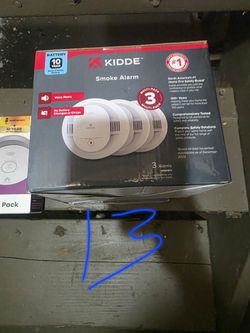 Kiddie 10-Year Battery Powered Smoke Detector with Photoelectric Sensor and Voice Alerts (3-Pack), 20SD10-V