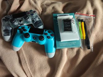 PS4 controllers
