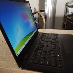Lenovo Laptop√ AMD A6√ Touchscreen✓ Win 10