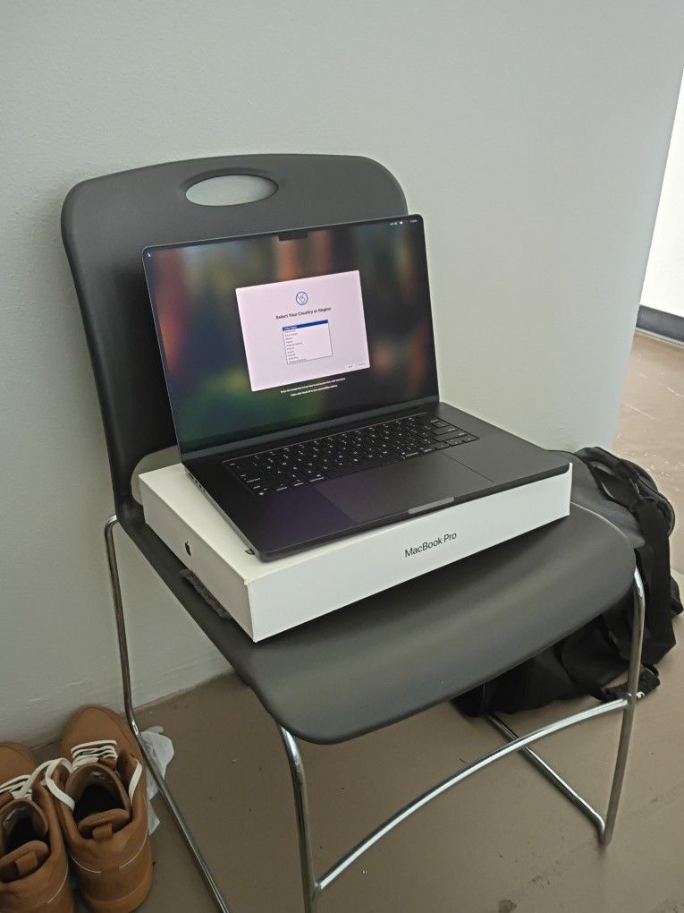 16 Inch MacBook Pro M4