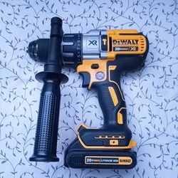 Dewalt XR Hevy Duty 20V Max Comes With Battery 