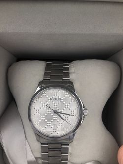 Gucci watch payed 1200 want 600 obo
