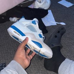 Jordan 4 Military Blue Size 9