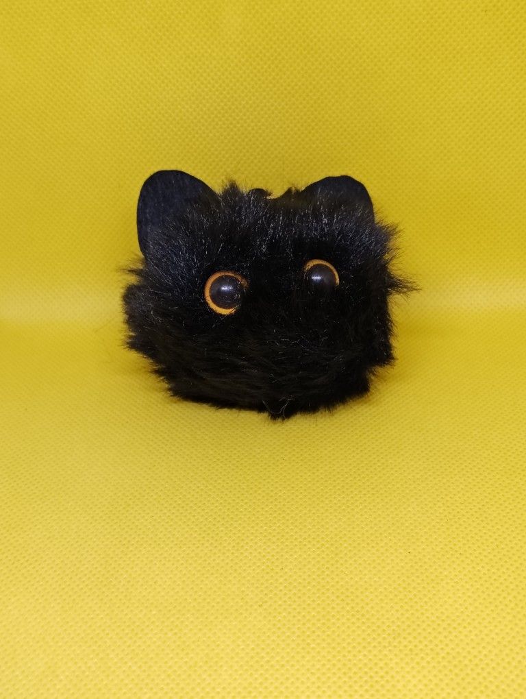 Fuzzy Pum Pum Keychain