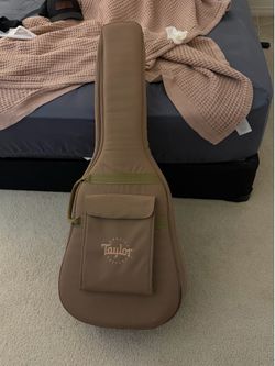 Taylor Big Baby with Bag and Tuner.