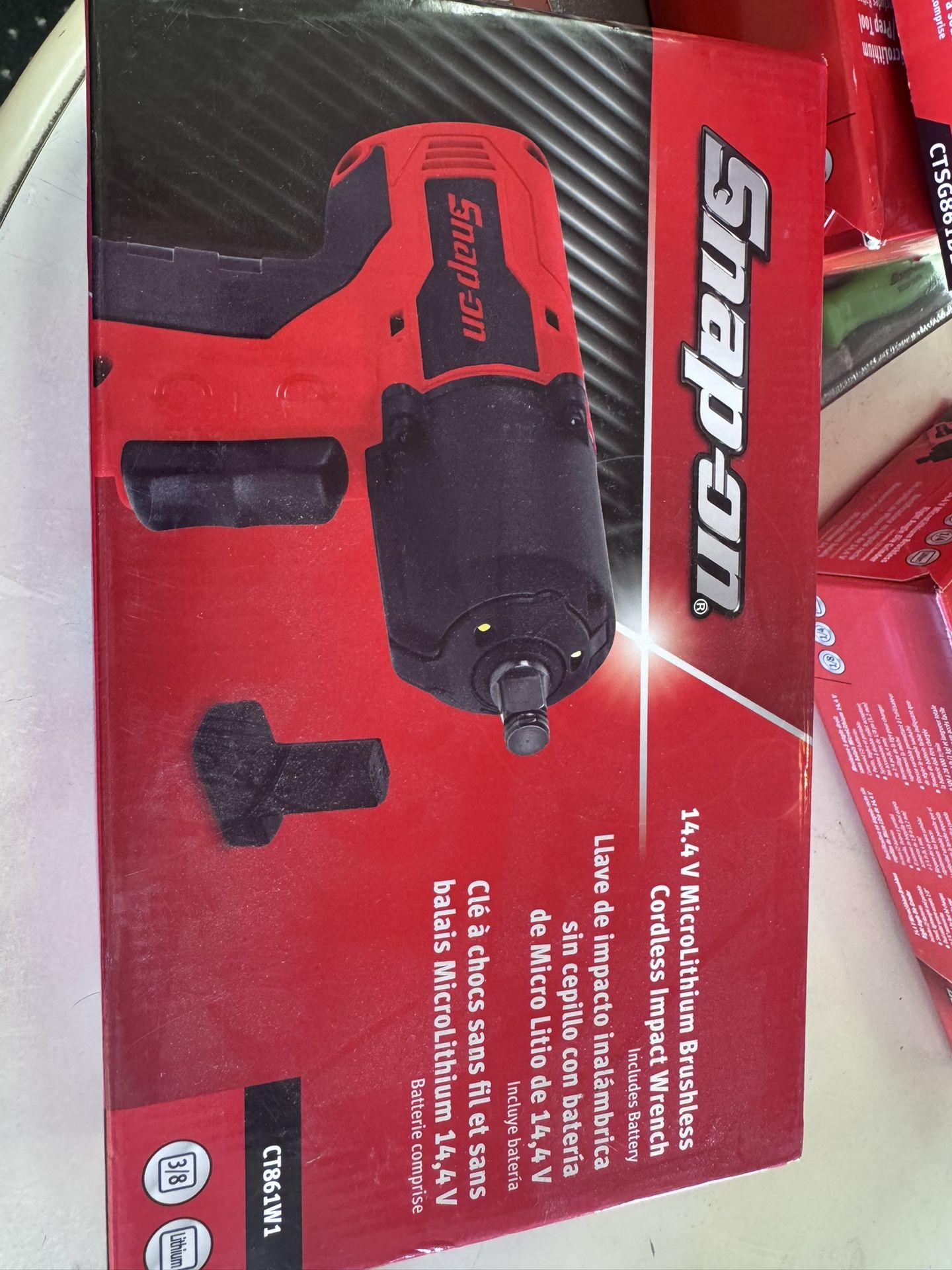 Snap-on 14.4V Micro lithium Brushless Cordless Impact Wrench ( Includes Battery)