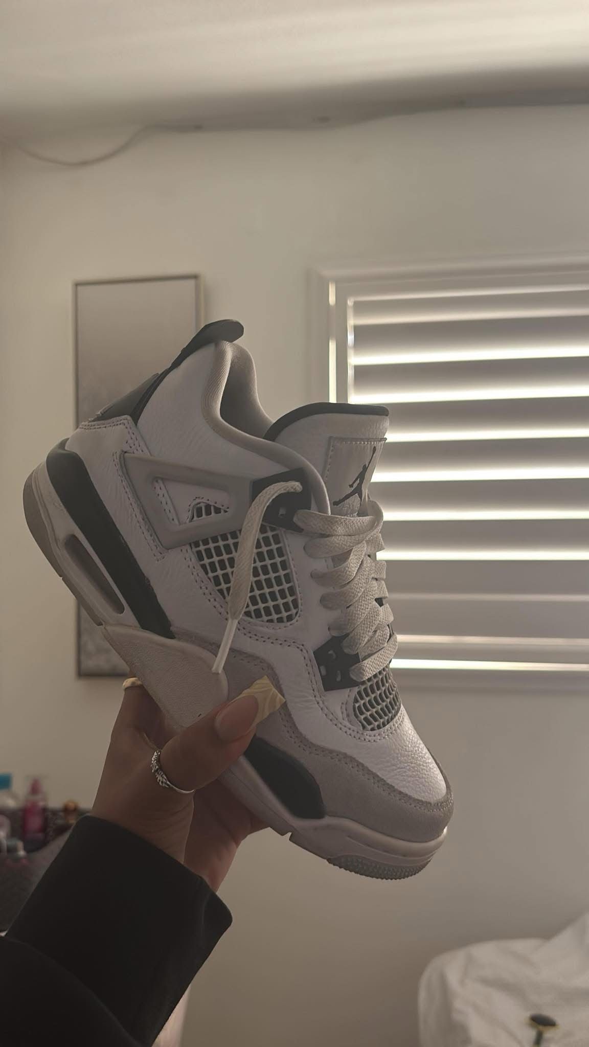 jordan 4