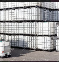 IBC FOOD GRADE TOTES  275 Gallons 330 Gallons Metal Caged