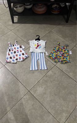Old Navy Baby Girl’s 2 Piece Outfit and Rompers, Size 0-3 Months, 3-6 Months