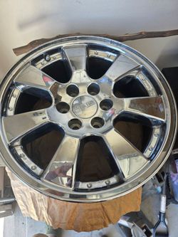 Set of 4 OEM 20" GMC Chrome Wheels - 6 Lug (Sierra / Yukon)