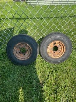 Small Tires with Rims – Set of 2