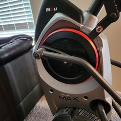 Bowflex- Max Trainer M5u