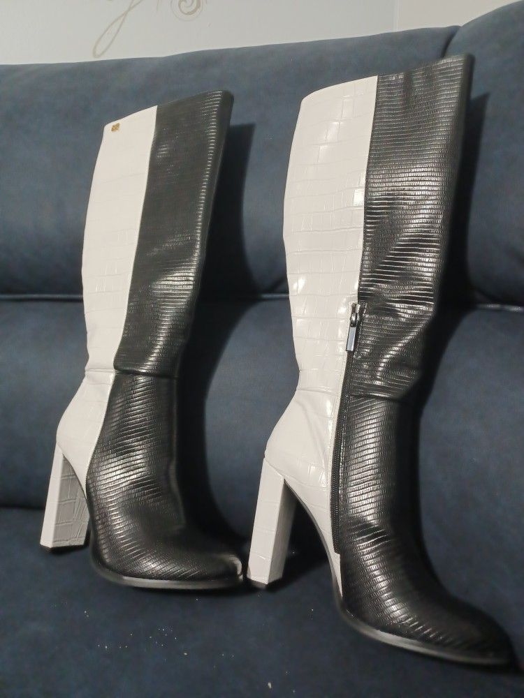 NEW NEW NEW DESIGNER CALVIN KLEIN BOOTS