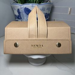 NWOT Sancia Australia Three Compartment Sunglass Glasses Holder Case - Tan Beige