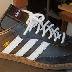 Men's Adidas Samba Black/White Size 8 1/2