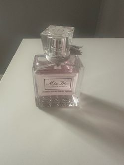 Miss Dior perfume / eau de toilette