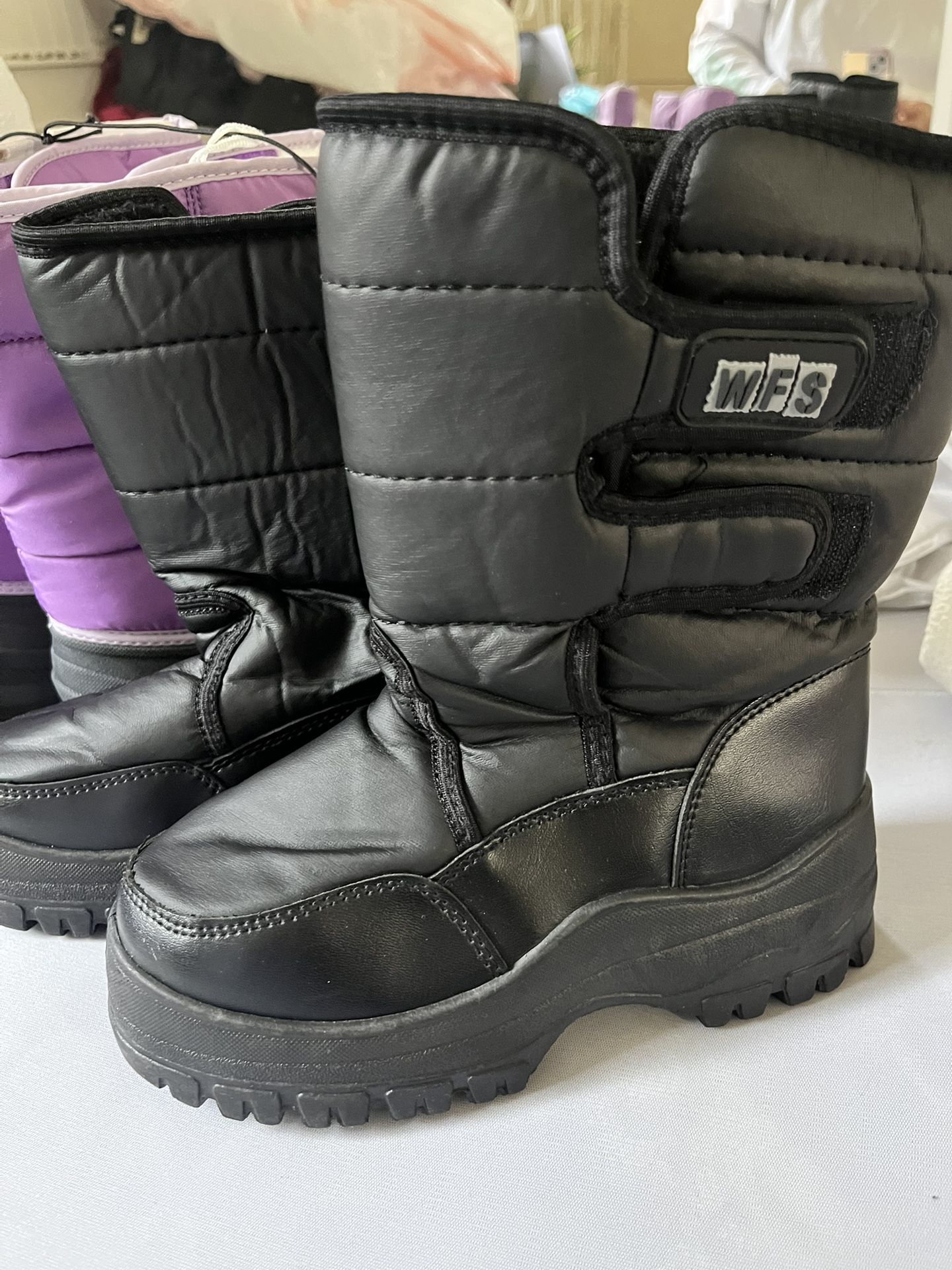 Snow Boots Size 3 Y