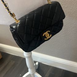 Chanel Vip Bag Fashion Crossbody Bag for Sale in Elk Grove, CA