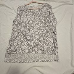 American Eagle Cheetah Print Long Sleeve Shirt Size XS 