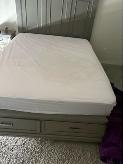 Posturepidic Queen Mattress