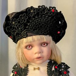 1999 Ganz Cottage Collectibles Porcelain Doll "Bonuet". Bonuet